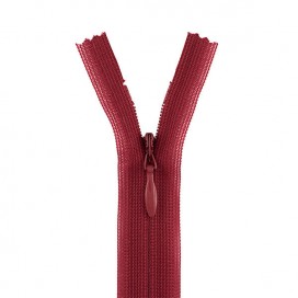 YKK INVISIBLE CLOSED END ZIP - CHILI PEPPER