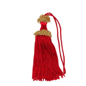 METALLIC CHAINETTE KEY TASSEL WITH RUFFLE - RED