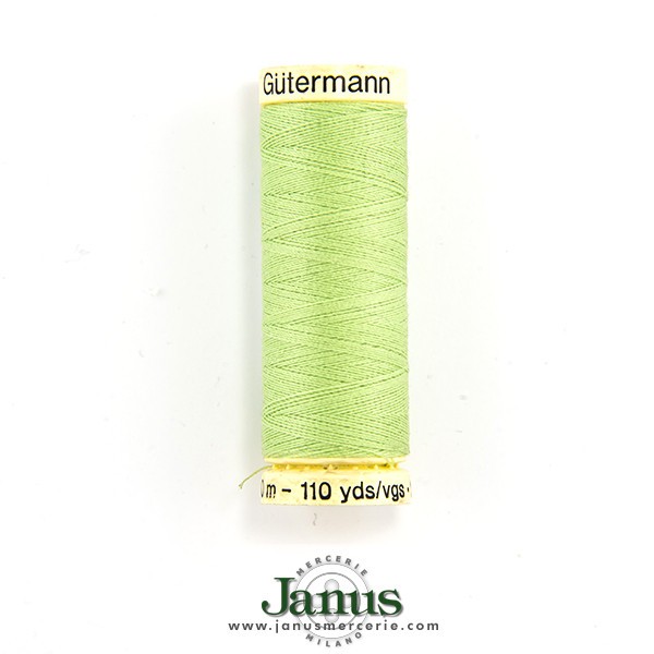 guetermann-sew-all-thread-100-celery-green-152
