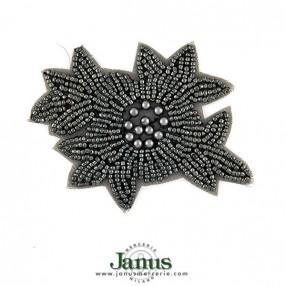 flower-patch-with-beads-grey