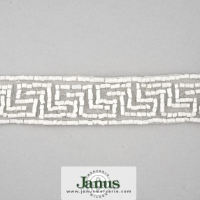 nastro-bordo-elegante-passamaneria-greca-perline-abiti-accessorio-cerimonia-bianco