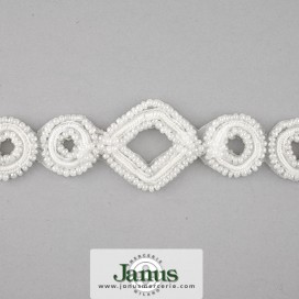 pearl-beads-trim-cerimony-wedding-dress-accessory-moda-white-elegant